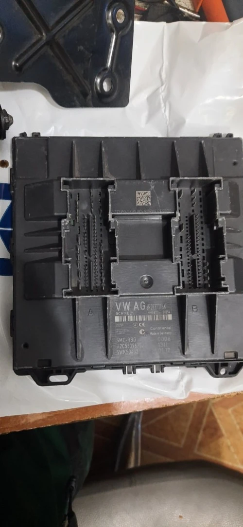 BCM POLO 6R0937086K