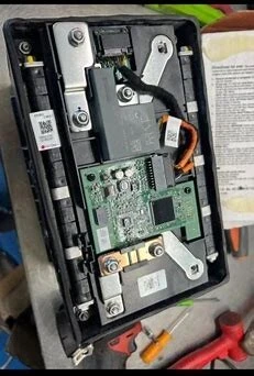 LITHIUM BATTERY BMS REPAIR SERVICE FOR ALL BRAND HYBRID-خدمة إصلاح نظام إدارة البطارية الليثيوم لجميع أنواع السيارات الهجينة
