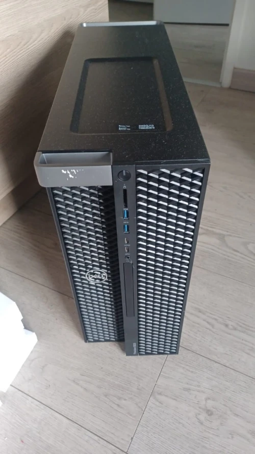 DELL Precision 5820 Tower