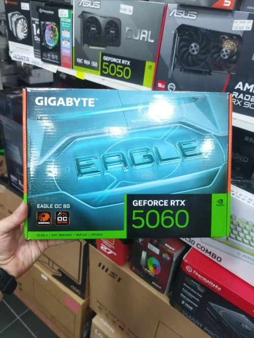 GEFORCE RTX 5060 GIGABYTE EAGLE 8GO OC