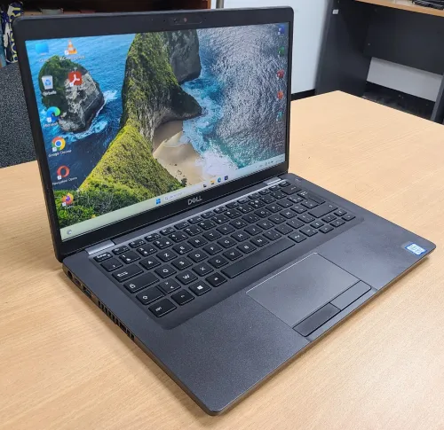 Dell Latitude 5400 14 Pouces Full HD CPU i5 8365U 16 GB Ram DDR4 512 GB SSD Nvme