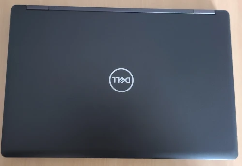 Dell Latitude 5590 15.6 Pouces Full HD i5 8eme 16 GB Ram DDR4 512 GB SSD Nvme