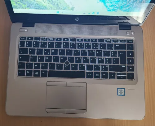 HP EliteBook 840 G3 14 Pouces Full HD Tactile i5 6eme 16 GB Ram DDR4 256 GB SSD Nvme