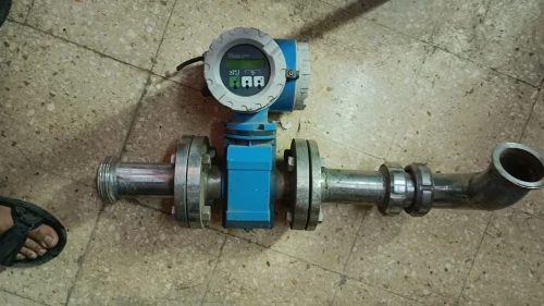 Débitmètre électromagnétique 