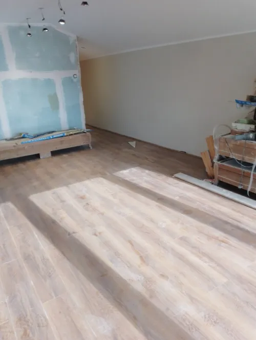 Parquet en bois stratifié 