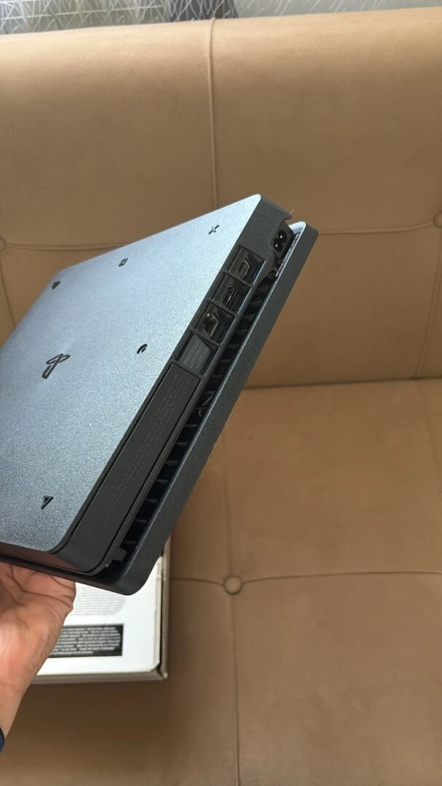 PS4 SLIM
