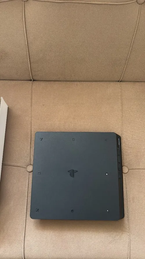 PS4 SLIM