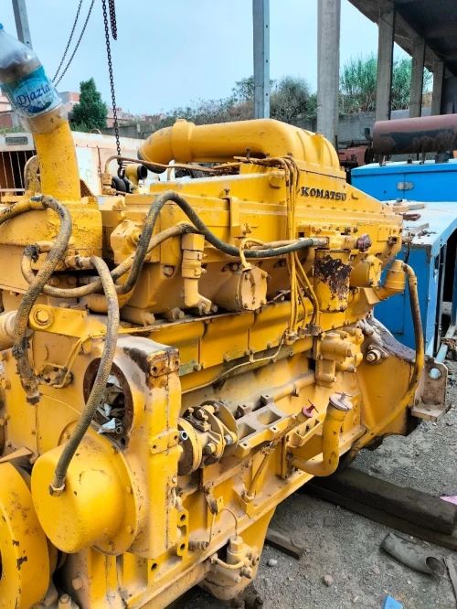 Comatsu,caterpillare,Mitsubishi,Cummins,JM,nissan,perkins Mouture engin+piece de rochange 