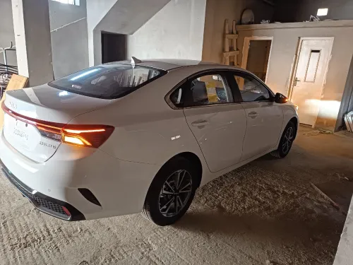 Kia K3 cirato 2025 مجمولة
