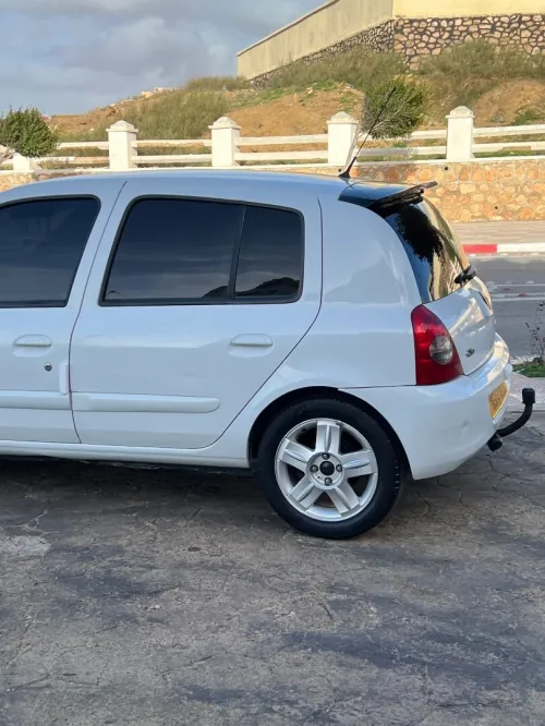 Renault Clio Campus 2010 Clio Campus