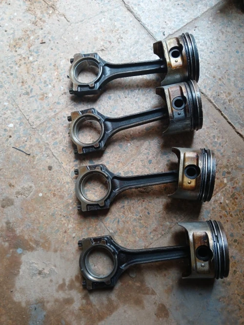 Pièce moteur 1.25 essence ford fiesta