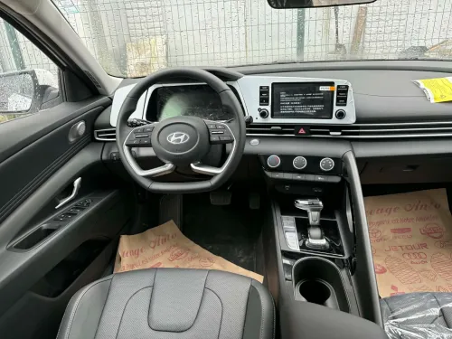 Hyundai elantra 2026 glx
