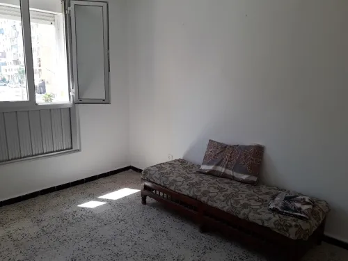 Location vacances Appartement F3 Mostaganem Mostaganem
