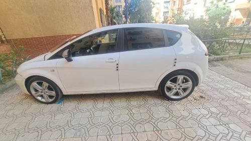 LEON 2013 2013 