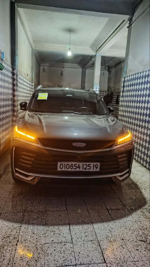 Geely Coolray 2025 
