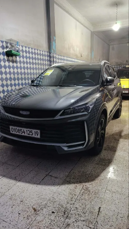Geely Coolray 2025 