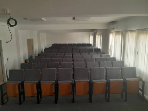 Chaise de conférence R70