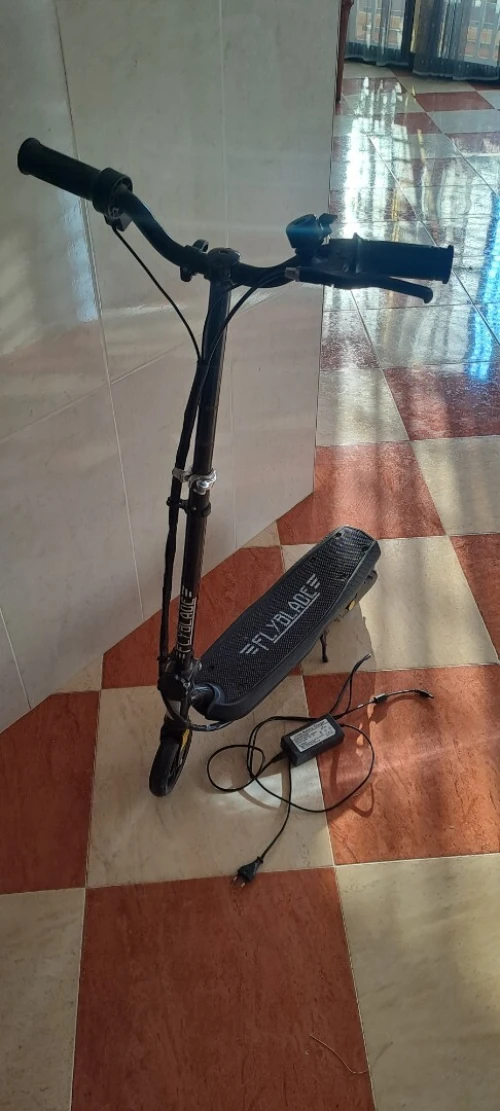 Trotinette électriques flybade 