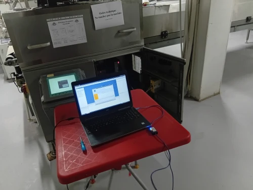 automaticien des machine industrial