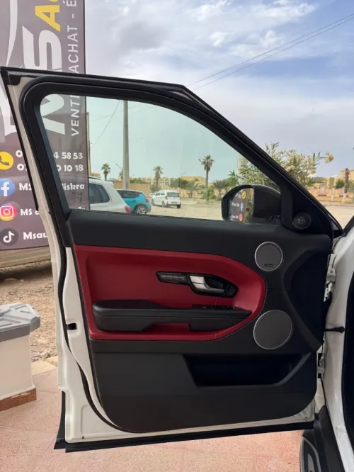 Land Rover ÉVOQUE 2015 