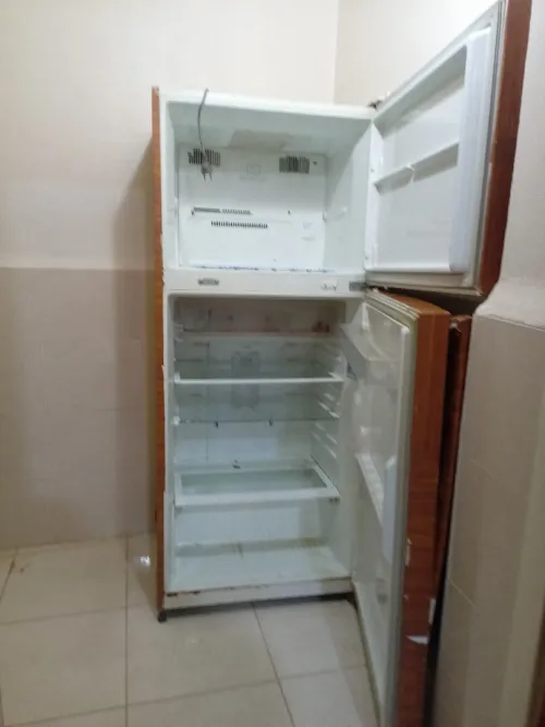 ثلاجة من نوع LG