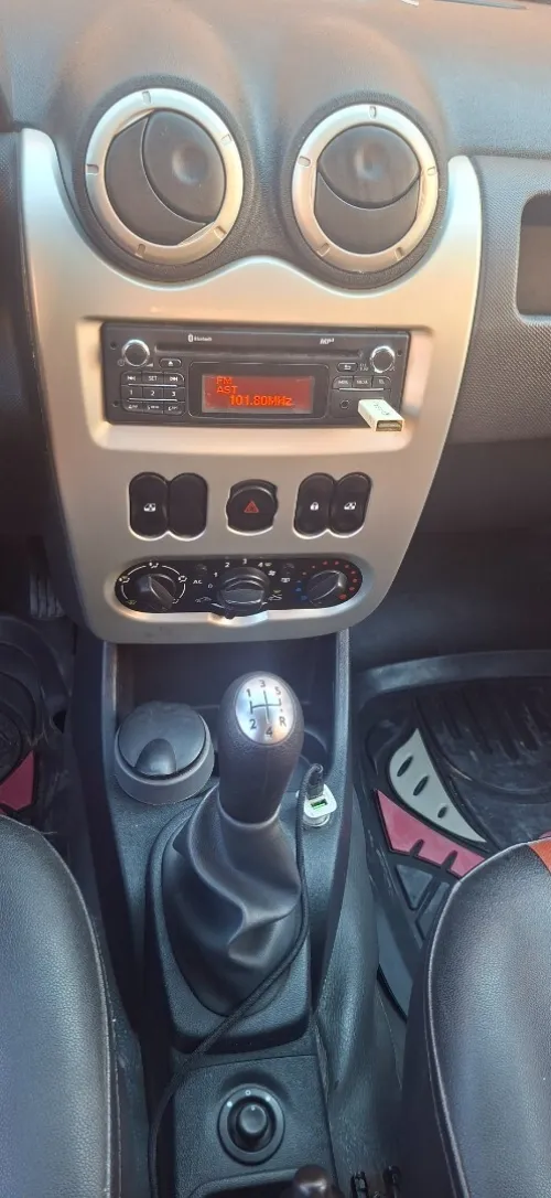 Dacia Logan 2012 