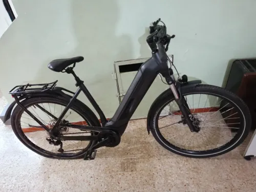Vélo cube KATHMANDU 