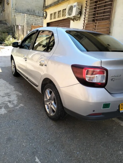 Renault Symbol 2016 