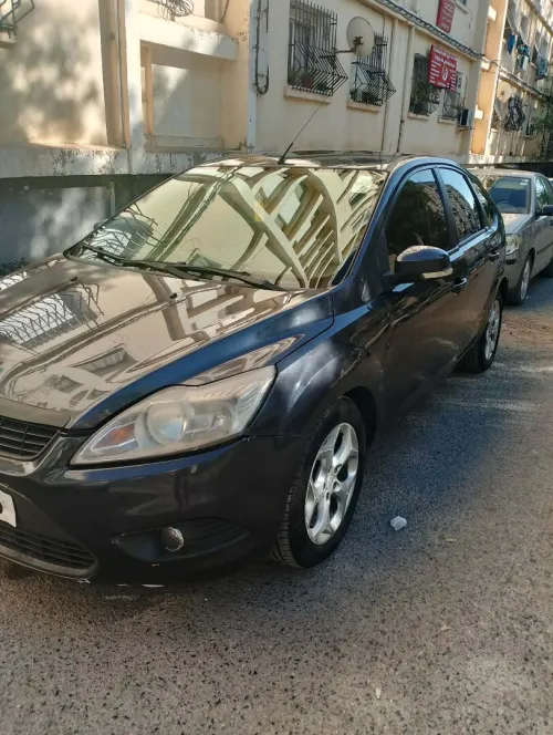 Ford Focus 5 portes 2010 Focus 5 portes