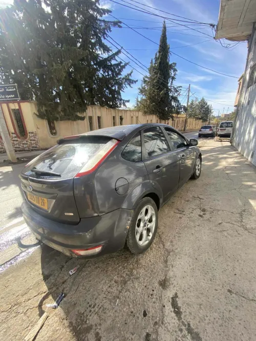 Ford Focus 5 portes 2010 Focus 5 portes