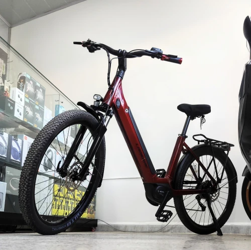 Velo électrique VTC Lapierre e-Explorer 2022 (800km au compteur) 10/10 neuf