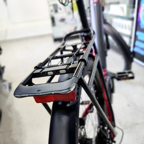 Velo électrique VTC Lapierre e-Explorer 2022 (800km au compteur) 10/10 neuf