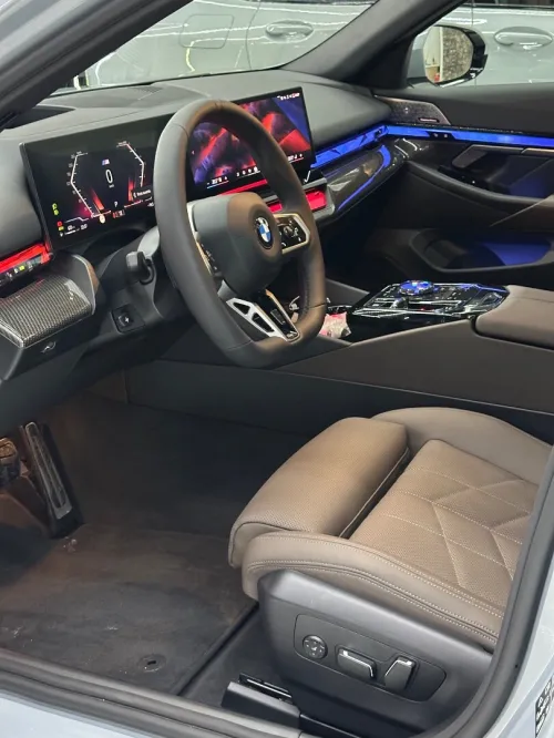 BMW Série 5 2026 520d xdrive full option