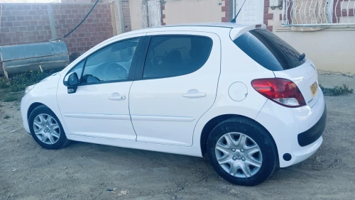 Peugeot 207 2012 207
