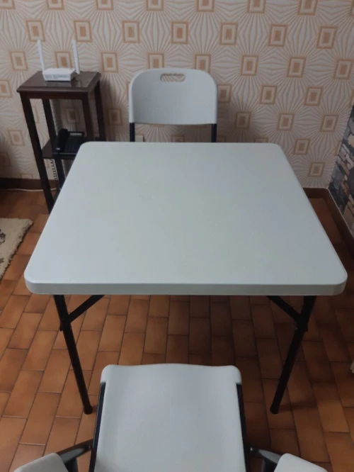 Vend table pliante