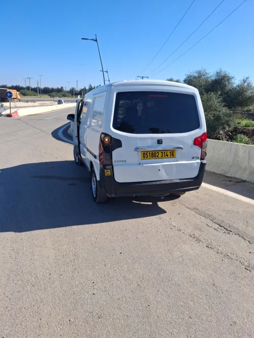 Zotye Z10 2014 