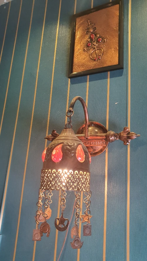 Belle applique oriental, Lampe suspendue en métal sicelé, finition bronze antique LIQUIDATION