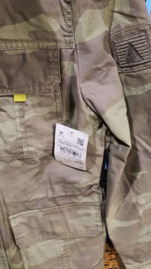 Veste femme style militaire marque C&A WELL CRAFTED QUALITY Taille 38 Neuf
