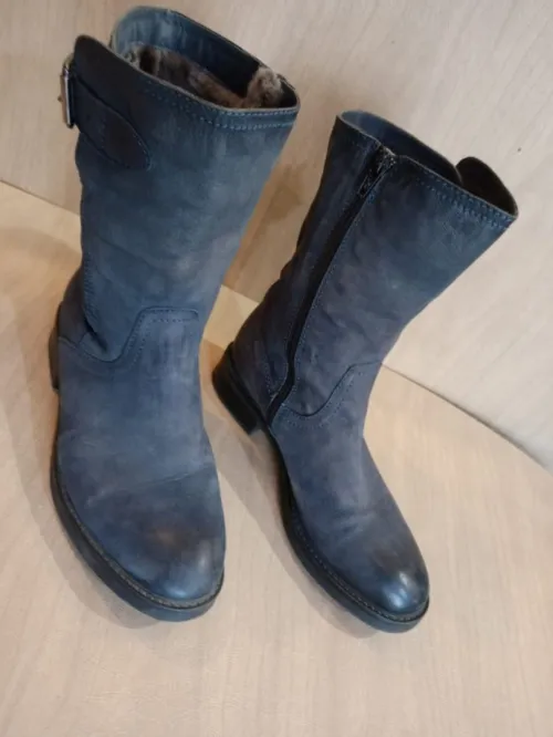 Bottine en cuir - doublure chaude de la grande marque Tamaris, pointure : 37 