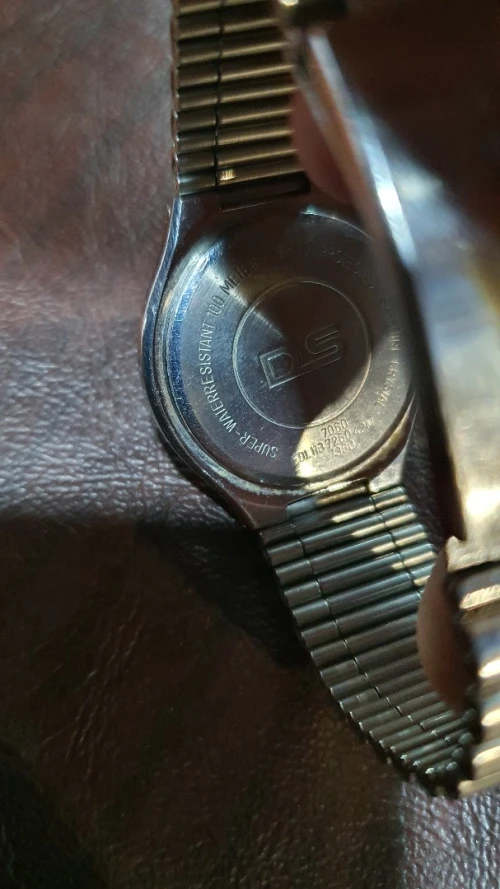 Montre Certina DS 100 m Saphir avec dateur Swiss  watch