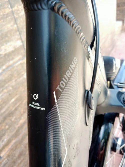Vélo VTC Cube Touring GTS global travel system