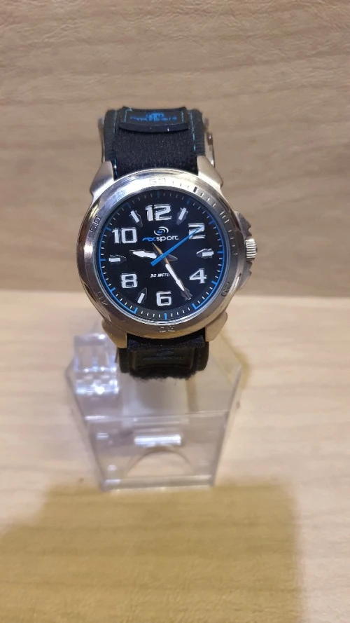 Montre junior sport avec bracelet fermeture scratch