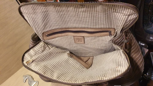 Grand Sac à main en cuir souple de la prestigieuse marque MAJO Italy, fait main.