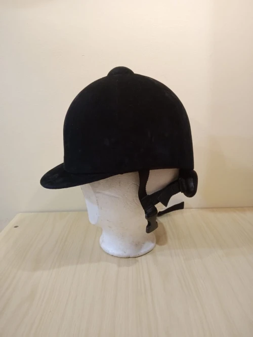 Casque Bombe D'équitation En Velours Made In Korea pour Enfant Taille 54