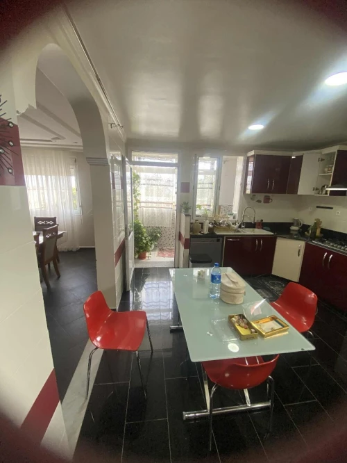 Vente Appartement Niveau de villa F6 Alger Kouba