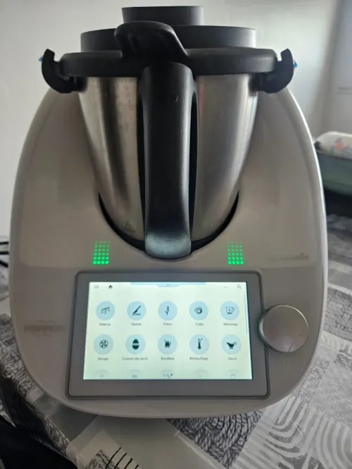Robot thermomix 