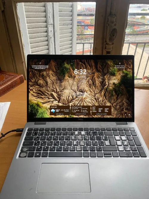 Dell Precision 3560 || 11th Gen i5 Jusqu'à 4.20 Ghz || RAM 16 Gb || SSD 500 Gb || GPU T500