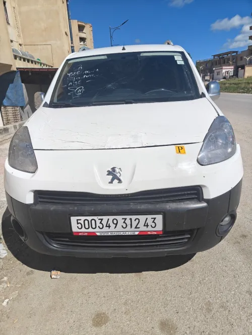 Peugeot Partner 2012 B9