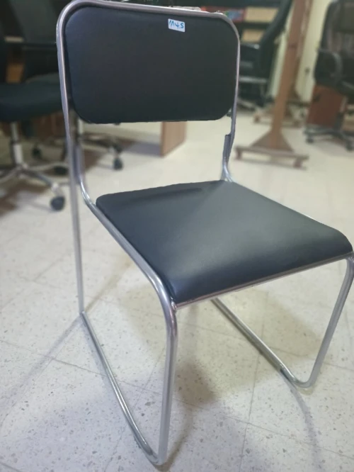 Chaise visiteur S114 BK LAQUEE