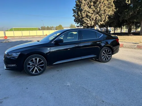 Skoda Superb 2025 